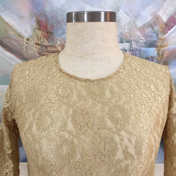 🌹Christina Shimmering Lace Long Sleeve T Top - Picture 5 of 8